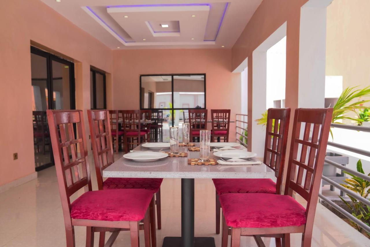 Dialali Hotel Nawakszut Zewnętrze zdjęcie